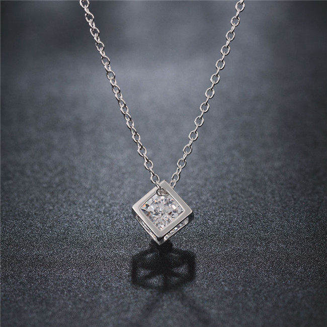 Hot sale women's Three-dimensional Pendant necklace white gemstone sterling silver plated necklace STSN750, fashion 925 silver necklace
Hot sale women's Three-dimensional Pendant necklace white gemstone sterling silver plated necklace STSN750, fashion 925 silver necklace