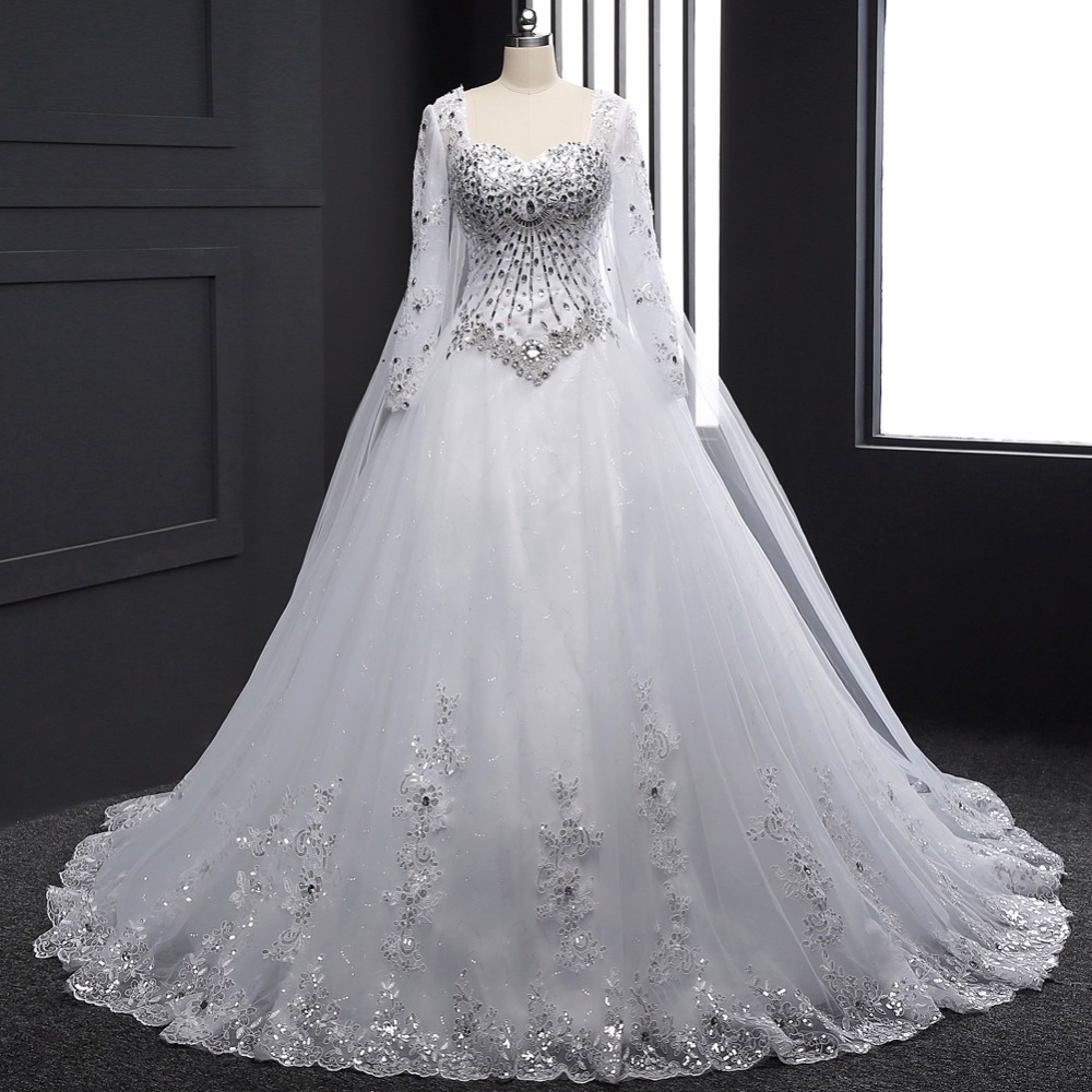 2019 Crystals Rhinestones Bling Wedding Dress Long Sleeve Sweetheart A Line Bridal Gowns With Watteau Train, Black
2019 Crystals Rhinestones Bling Wedding Dress Long Sleeve Sweetheart A Line Bridal Gowns With Watteau Train, Black