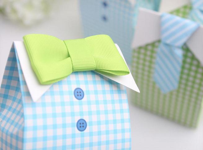 Wholesale- 20pcs Man Blue Green Bow Tie Birthday Boy Baby Shower Favor Candy Treat Bag Wedding Favors Candy Box gift Bags