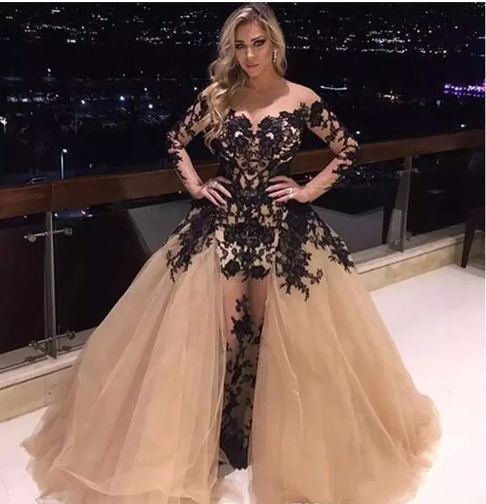 Champagne and Black Prom Dresses With Train Lace Applique Sheer Jewel Neck Long Sleeve Evening Gown Generous Formal Dress Evening Wear