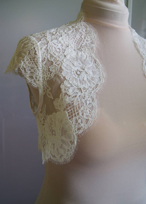 Ivory Lace Wedding Shawls With Cap Sleeves Bridal Bolero Custom Made Wedding Wraps Shrugs For Dress Cape