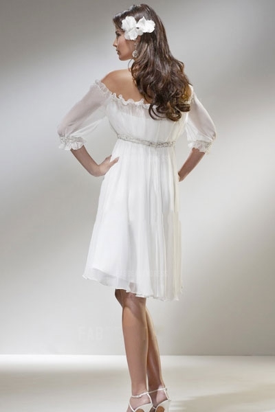Off the Shoulder A-Line Short Beach Wedding Dress Chiffon Strapless Beaded 3/4 Sleeves Knee-Length Bridal Gowns Empire Romantic