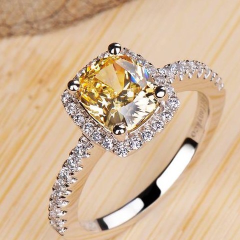 Famous style Top quality SONA Yellow Clear carats Square Diamond Ring Platinum plated Women Wedding Engagement Ring fashion fine jewelry
Famous style Top quality SONA Yellow Clear carats Square Diamond Ring Platinum plated Women Wedding Engagement Ring fashion fine jewelry
