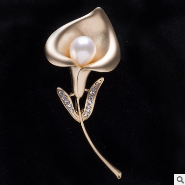 High-grade genuine natural pearl brooch chest flower-style gift Korean fashionable personality brooch beautiful and generous access to any o
High-grade genuine natural pearl brooch chest flower-style gift Korean fashionable personality brooch beautiful and generous access to any o