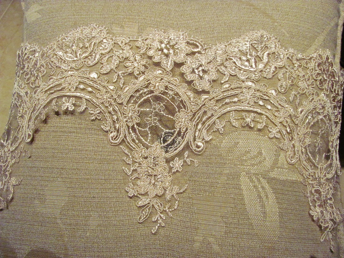 Real Picture 3/4 Long Sleeve Lace Jacket For Wedding Dresses Elegant Bateau Lace Applique Bridal Winter Jackets