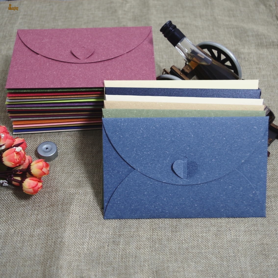 Gift Bags 50pcs 6.8*4.3inch/17.5x11cm Heart Clasp Kraft Paper Envelope for Wedding Party Invitation Card Postcard Photo/letter Office Use
Gift Bags 50pcs 6.8*4.3inch/17.5x11cm Heart Clasp Kraft Paper Envelope for Wedding Party Invitation Card Postcard Photo/letter Office Use