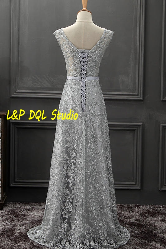 Stunning Mother's Dresses light Gray Mother of the Bride Dresses Shining Sequins Beads Lace-up Back Formal Dresses Plus Size Custom Made