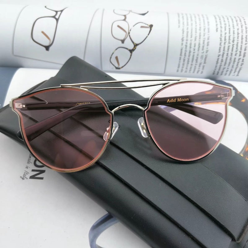 2017new gm sunglasses vintage double beam star with a pair of stylish men and women with stylish pair of stylish sunglasses Add Moon
2017new gm sunglasses vintage double beam star with a pair of stylish men and women with stylish pair of stylish sunglasses Add Moon