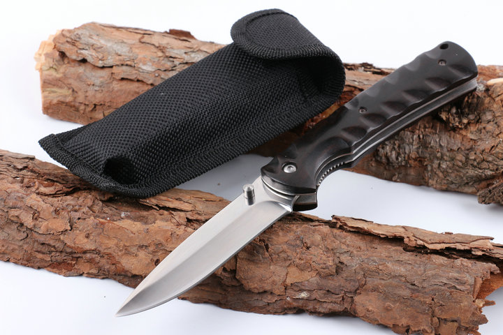 

Top Quality Folding Blade Knife 440C Satin Sharp Blades Ebony Handle EDC Pocket Knives Lock liner With Nylon Bag Xmas Gift