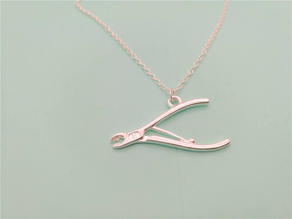 5PCS Pliers Necklace Mechanic Tool Wrench Necklaces Repair Instrument Motorcycle Motor Biker Spanner Pendant Necklaces