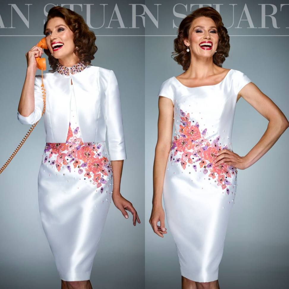 Appliques Mother Of The Bride Dresses Bateau Neck Wedding Guest Dress With Jacket Knee Length Beaded Taffeta Plus Size Formal Gowns
Appliques Mother Of The Bride Dresses Bateau Neck Wedding Guest Dress With Jacket Knee Length Beaded Taffeta Plus Size Formal Gowns