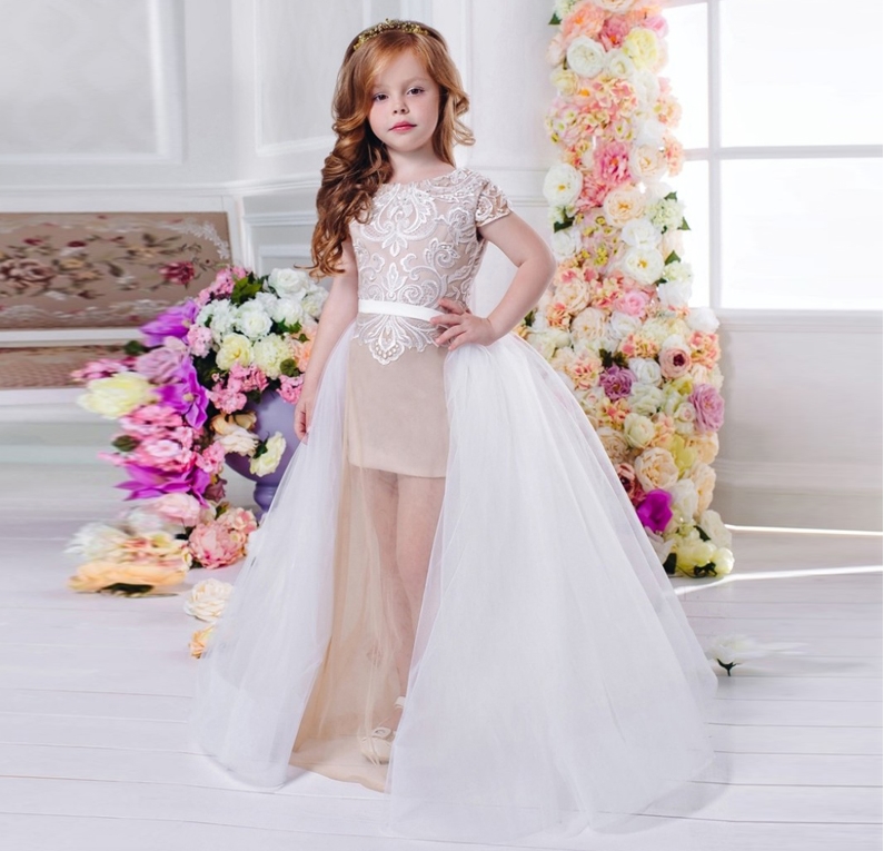 Unique Flower Girls Dresses With Detachable Sheath Train Long First Message Dress Applique Dresses For Bridesmaids Dresses
