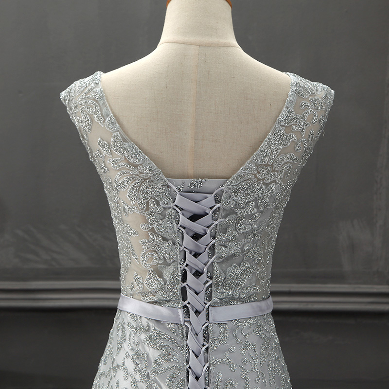 Stunning Mother's Dresses light Gray Mother of the Bride Dresses Shining Sequins Beads Lace-up Back Formal Dresses Plus Size Custom Made