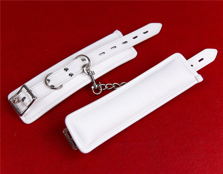 White PU Leather Soft Padded Handcuffs For Sex Adults Games Fetish Bondage Restraints Wrist Hand Cuffs Sex Toys ,Sex Products q0506