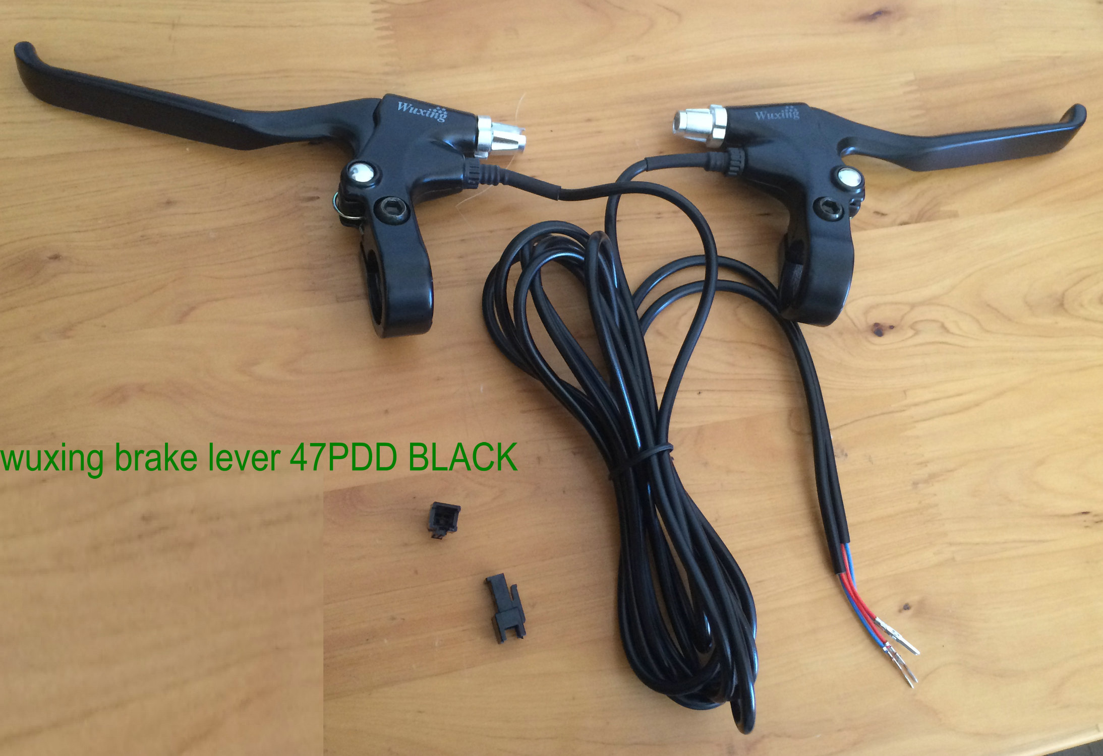 Aluminum Brake Levers Brakehandle Electronic Brake For Electric Bike Scooter Mtb Moped Tricycle Wuxing Scooter Parts Waterproof
Aluminum Brake Levers Brakehandle Electronic Brake For Electric Bike Scooter Mtb Moped Tricycle Wuxing Scooter Parts Waterproof