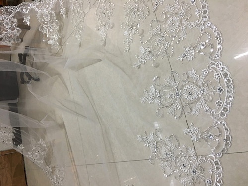100% Real picture White Ivory Wedding Veil One Layer Lace Edge Cathedral Length Beaded Bridal Veil With comb