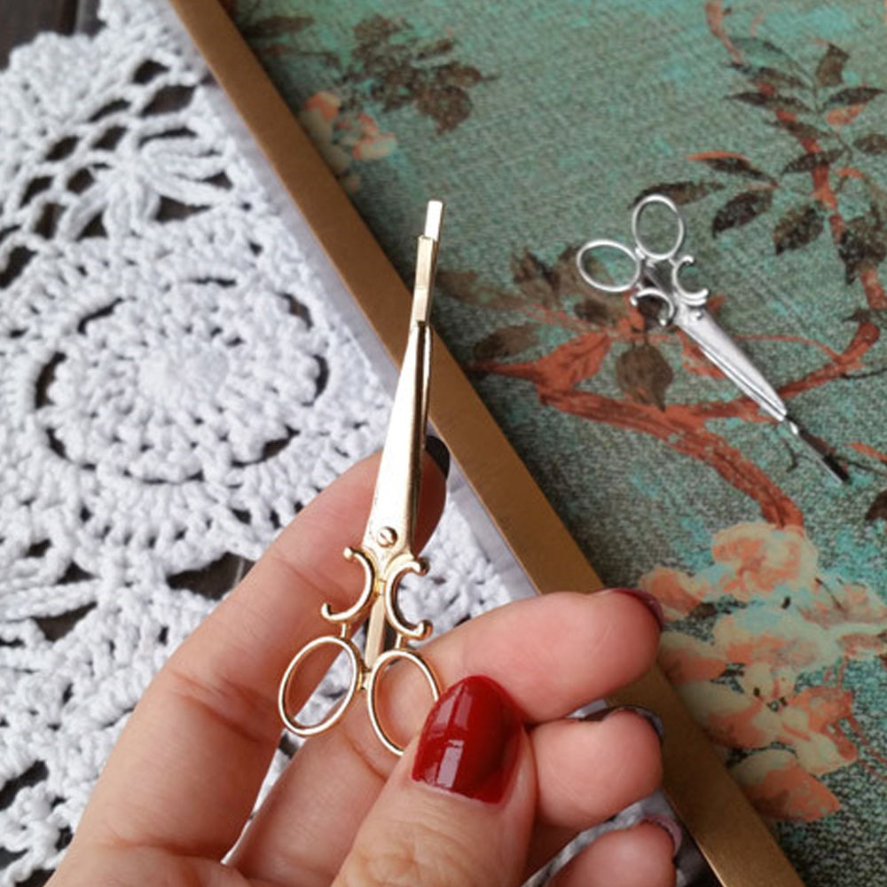 2Pcs Novelty Scissors Shape Hair Clip Hair Pin Women Hair Accessory 2 Colors