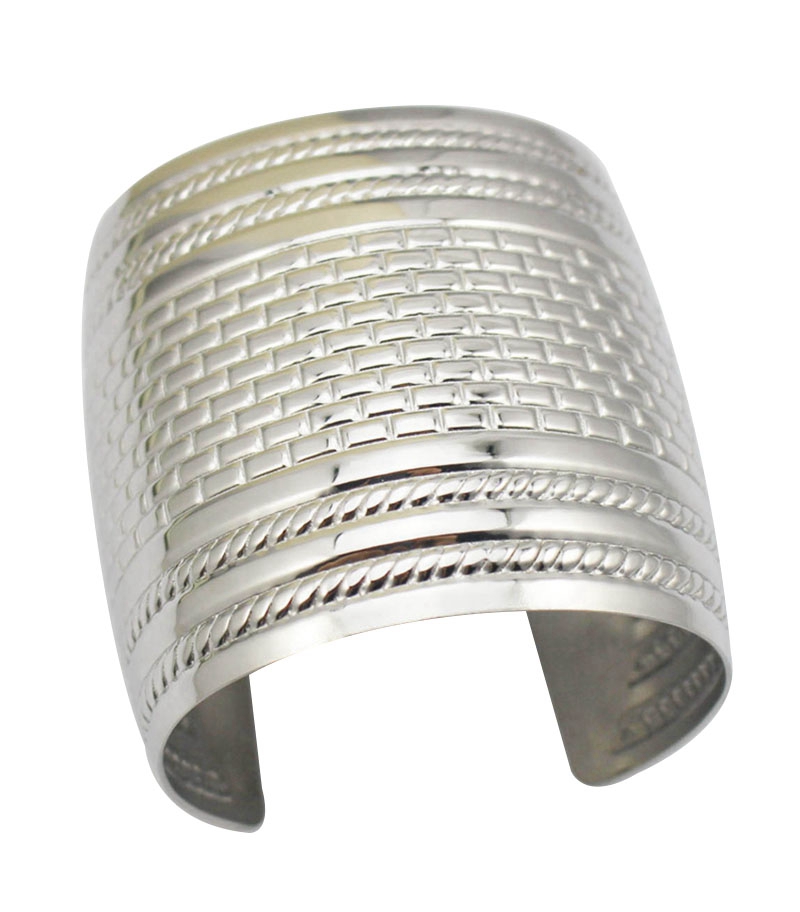 Fashion jewelry silver wide Vintage cuff bangle for women Refinement Relief Statement large Wrist opened cuff Bangle bracelets
Fashion jewelry silver wide Vintage cuff bangle for women Refinement Relief Statement large Wrist opened cuff Bangle bracelets