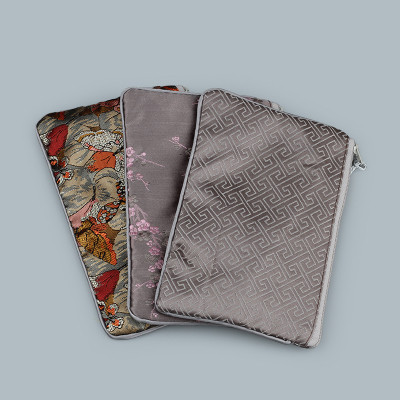 Tassel Large Zipper Silk Satin Purse Travel Jewelry Storage Bag Cosmetic Makeup Tools Mobile Phone Packaging Pouch Coin Wallet 18x12 cm