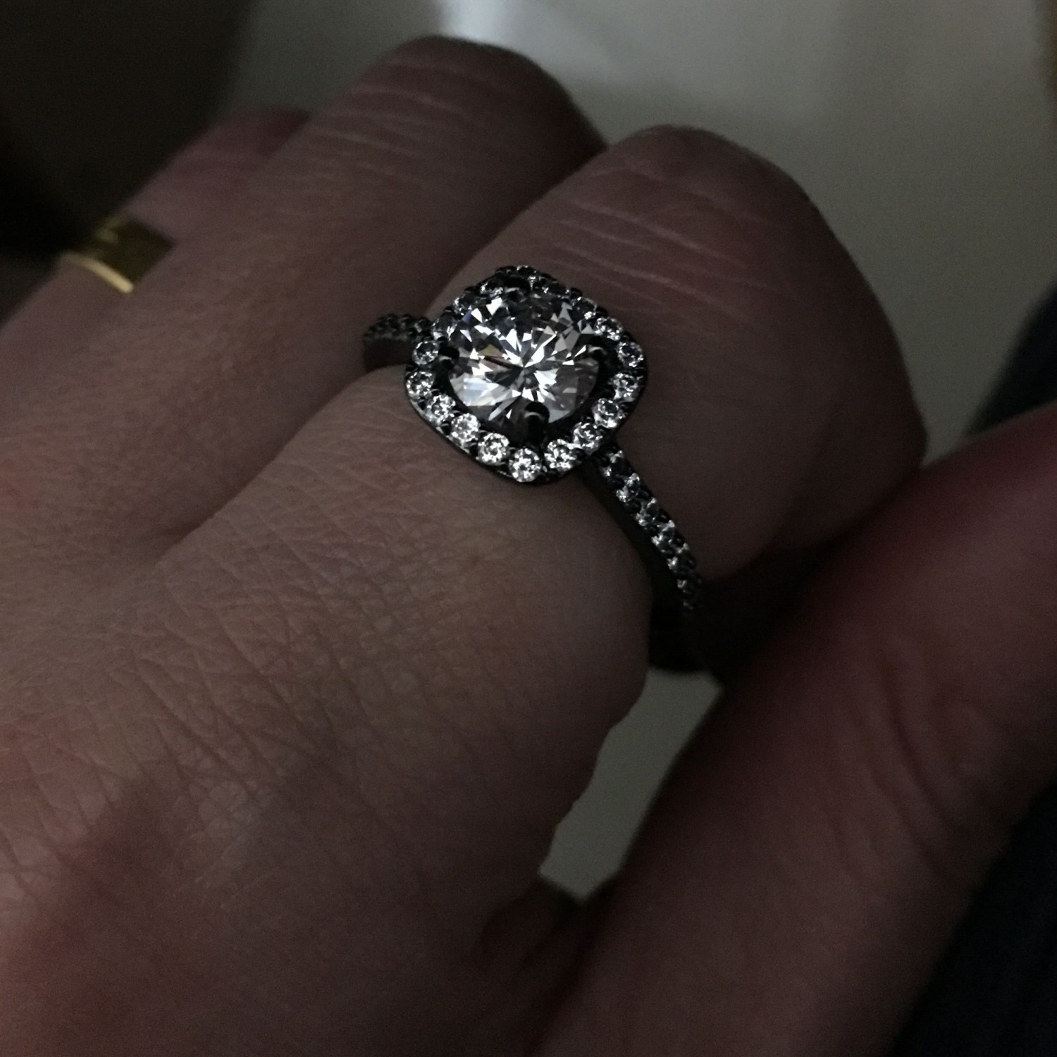 Vecalon Fashion Women Jewelry 7mm Diamond Cz Female Wedding ring Black gold filled Engagement Band ring for Women