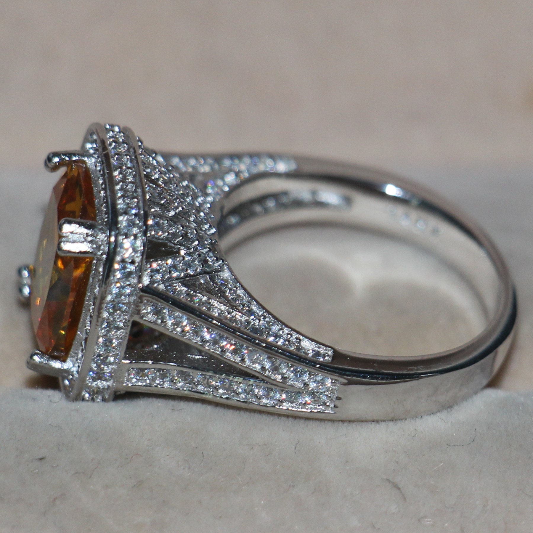 Victoria Wick choucong Stunning Anique Jewelry 14KT White Gold Filled 192PCS Tiny CZ Yellow Topaz Gemstones Women Wedding Pave Ring Gift