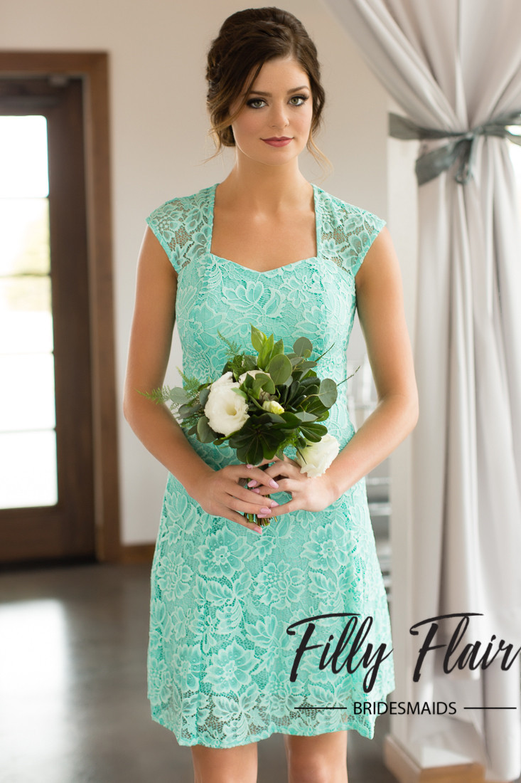 Country Style Short Bridesmaid Dresses 2020 Sweetheart Open Back Lace Bridesmaid Gowns Wedding Guest Dresses More Color Custom Made