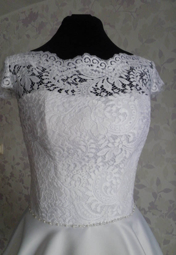 Vintage Tea Length Modest Wedding Dresses With Sleeves Illusion Neckline Lace Corset V Back Satin Pearl White/Ivory Beach Bridal Gowns Real