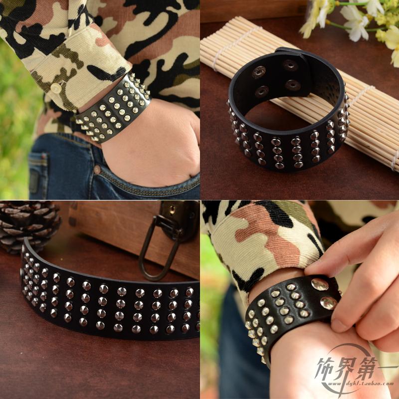 Wholesale-Punk Unique Row Cuspidal Spikes Rivet Stud Wide Cuff Leather Gothic Rock Unisex Bangle Bracelet men jewelry
Wholesale-Punk Unique Row Cuspidal Spikes Rivet Stud Wide Cuff Leather Gothic Rock Unisex Bangle Bracelet men jewelry