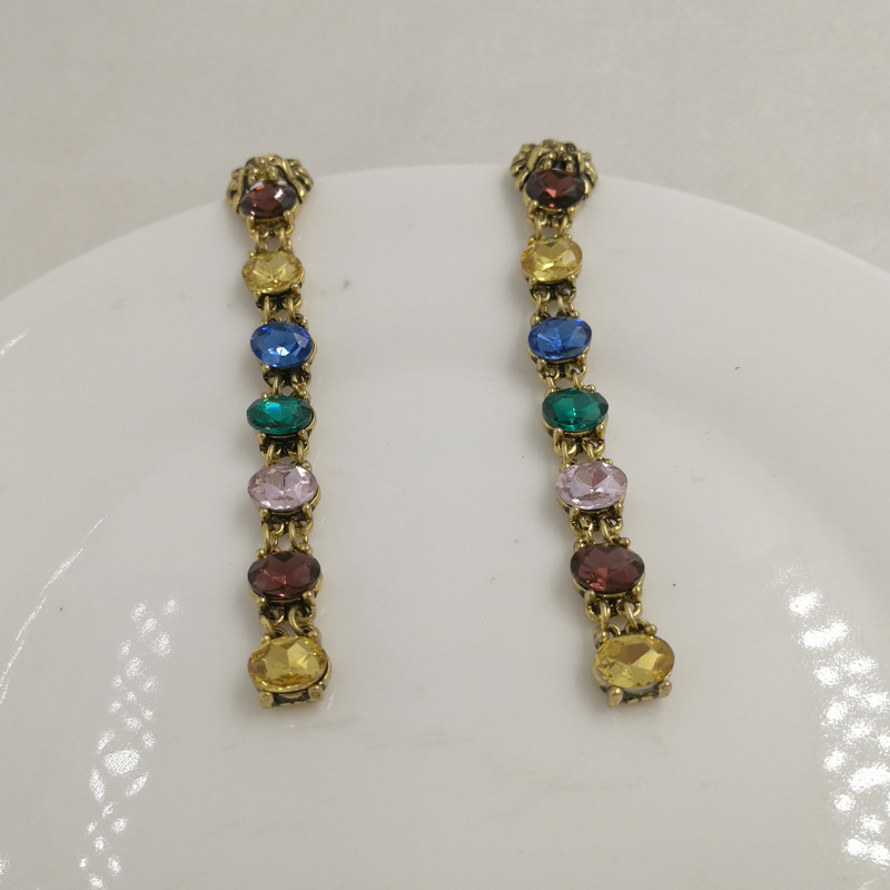 New Vintage Metal lion head stud earrings for women fashion jewelry Crystal brand long Pendant earring rhinestone Bridal brincos bijoux 2017
New Vintage Metal lion head stud earrings for women fashion jewelry Crystal brand long Pendant earring rhinestone Bridal brincos bijoux 2017
