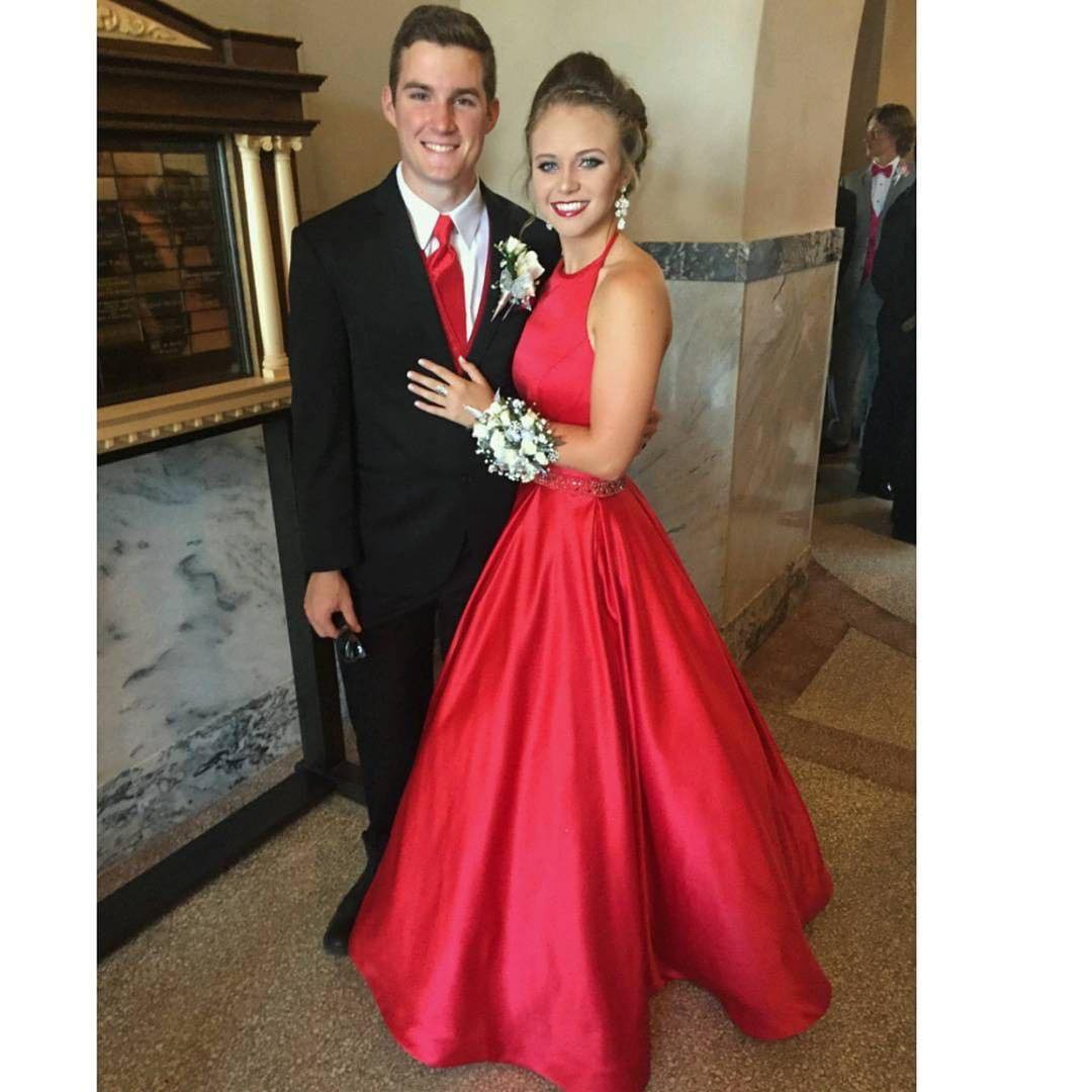 Halter Red Satin Prom Dresses Long Beaded Waist Simple Elegant Formal Dresses Gowns A-Line Evening Party Dresses vestido formatura, Purple
Halter Red Satin Prom Dresses Long Beaded Waist Simple Elegant Formal Dresses Gowns A-Line Evening Party Dresses vestido formatura, Purple