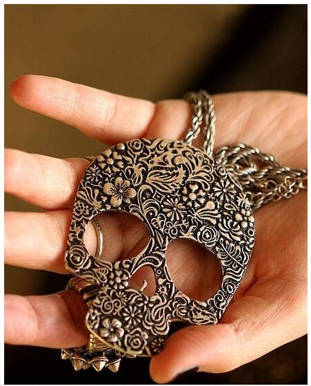 N161 Fashion Gothic Lovely Skull Necklace Jewelry Wholesale! Free Shipping