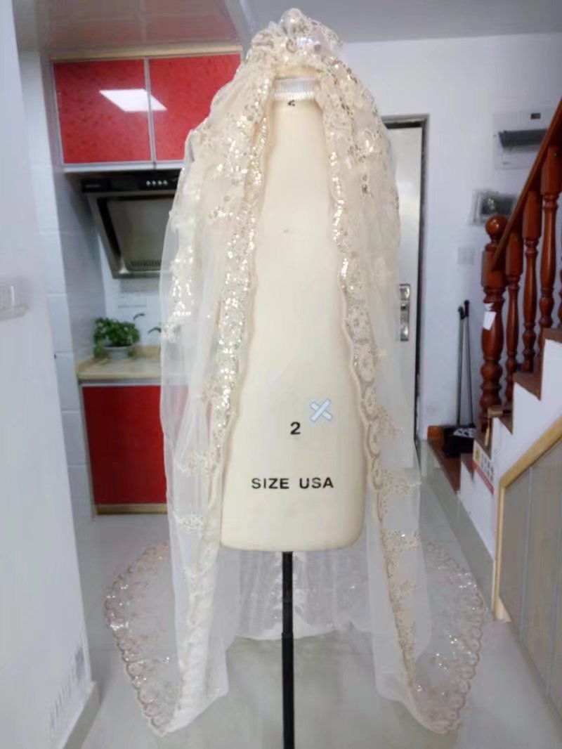 2020 One Layer Wedding Veils 3 Meters Long Real Image Cathedral Length Sequined Applique Tulle Bridal Veil With Comb