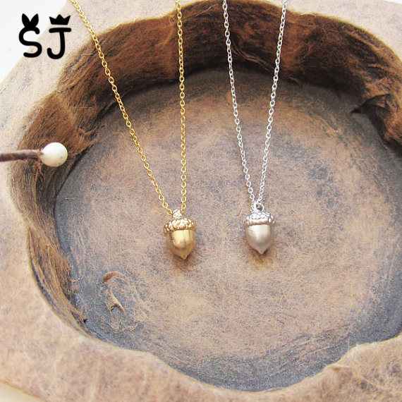 Wholesale-1PCS- N130 Tiny Acorn Necklace Cute Pinecone Necklace Minimal Pine Cone Necklace Small Cartoon Squirrel Nut Necklaces for Women