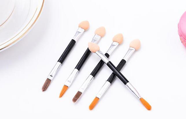 Cosmetic Makeup Eyeshadow Sponge eyebrow brush Lip Brushes Eye Shadow Applicators Double-Ended Disposable Makeup Tools Accessories