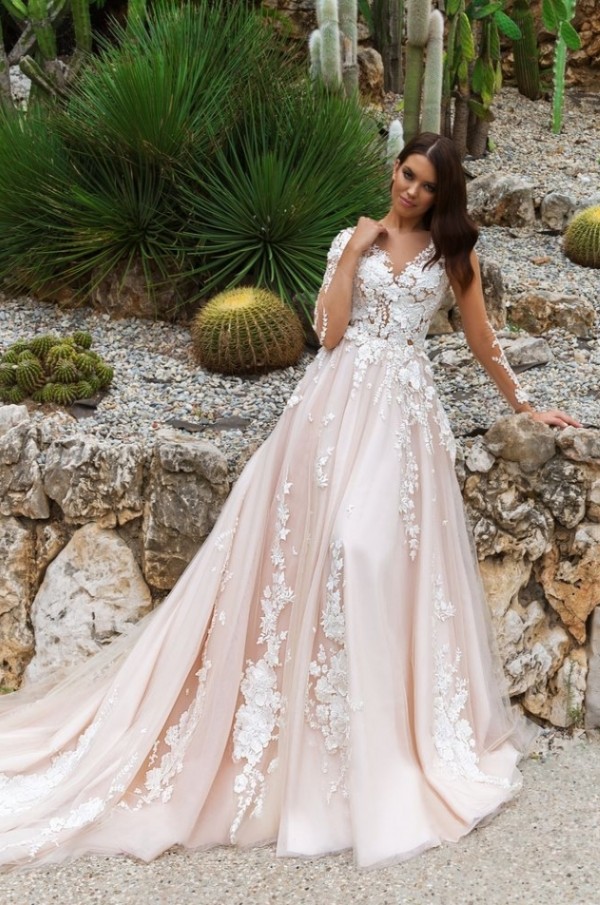 modest 3d appliqued wedding dresses with long sleeves aline vneck chapel train tulle plus size backless bridal gowns