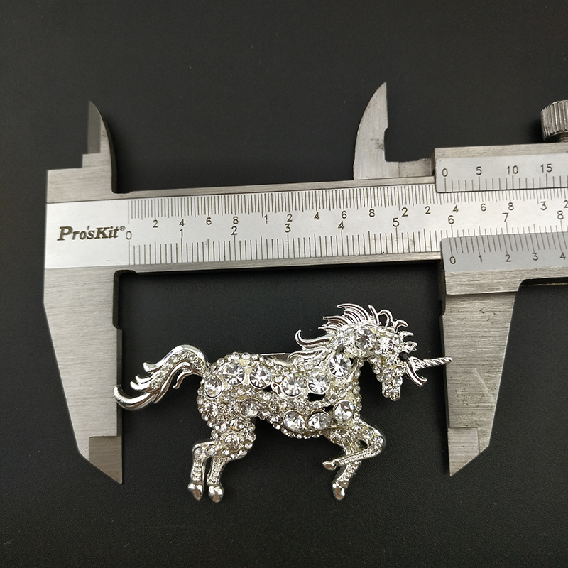 50pcs 58mm unicorn horse brooch pin silver tone clear rhinestone crystal brooches pretty animal wedding party jewelry pins