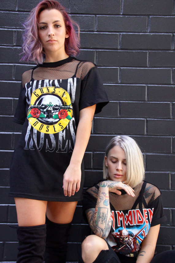 Sexy Women T-Shirt 2017 New GUNS N ROSES Print Crop Top T Shirt Cropped Tops Hollow Out Short Sleeve Tee girls Lace o neck Shirt Femme, Gradient
Sexy Women T-Shirt 2017 New GUNS N ROSES Print Crop Top T Shirt Cropped Tops Hollow Out Short Sleeve Tee girls Lace o neck Shirt Femme, Gradient
