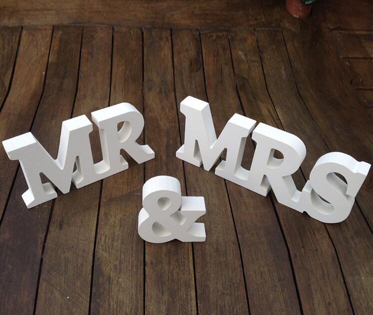 DIY decoration English letters Wooden MR & MRS wedding items Wooden furnishing articles in English letters Bridal capital WT041