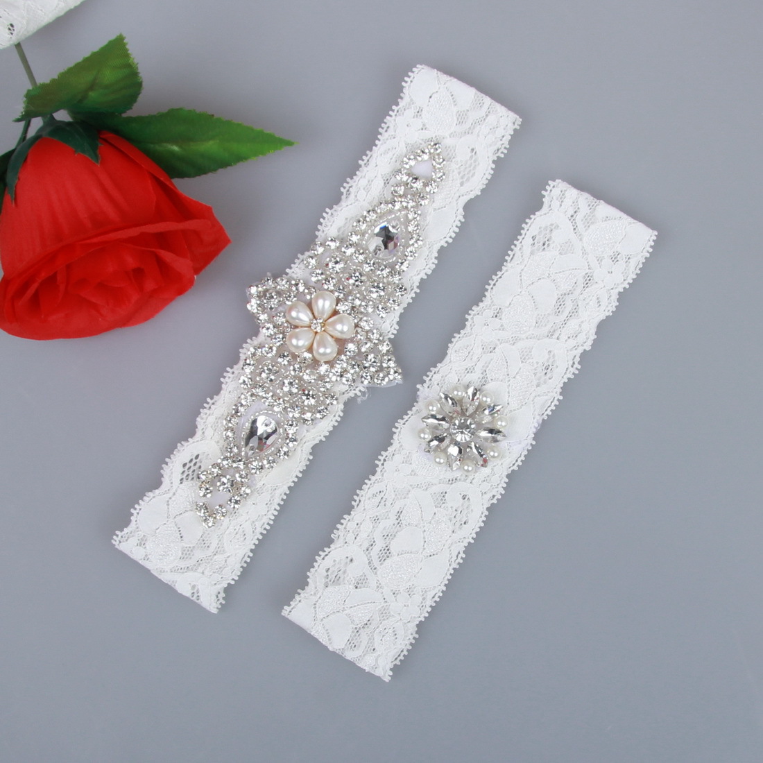 Sexy Bridal Garters Lace Rhinestones Pearls Vintage Handmade Wedding Garter Set New With Bridal Leg Garter Belt Beads Plus Size