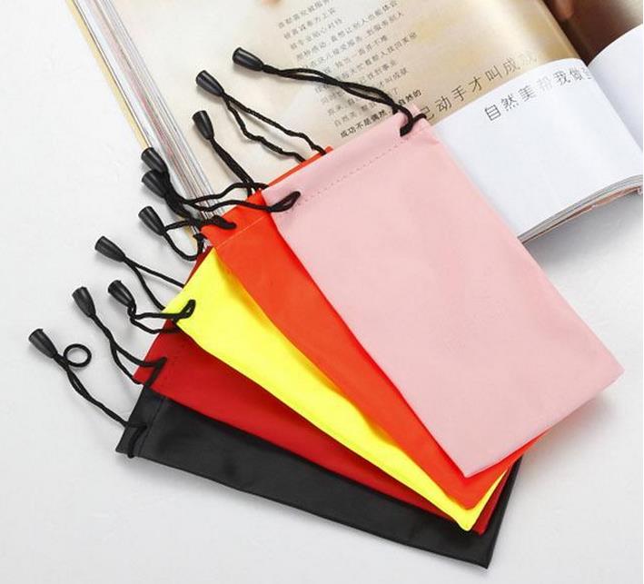 500pcs waterproof leather plastic sunglasses pouch soft eyeglasses bag glasses case many colors mixed 17*9cm
500pcs waterproof leather plastic sunglasses pouch soft eyeglasses bag glasses case many colors mixed 17*9cm