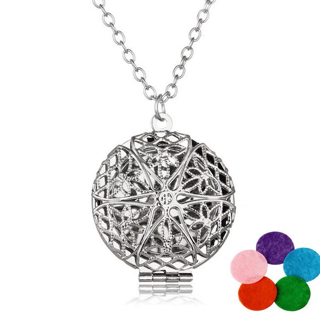 Vintage Opening Locket Pendant Necklace Copper Hollow Flowers Essential Oil Diffuser Necklaces Aromatherapy Pendants Jewelry Gift
