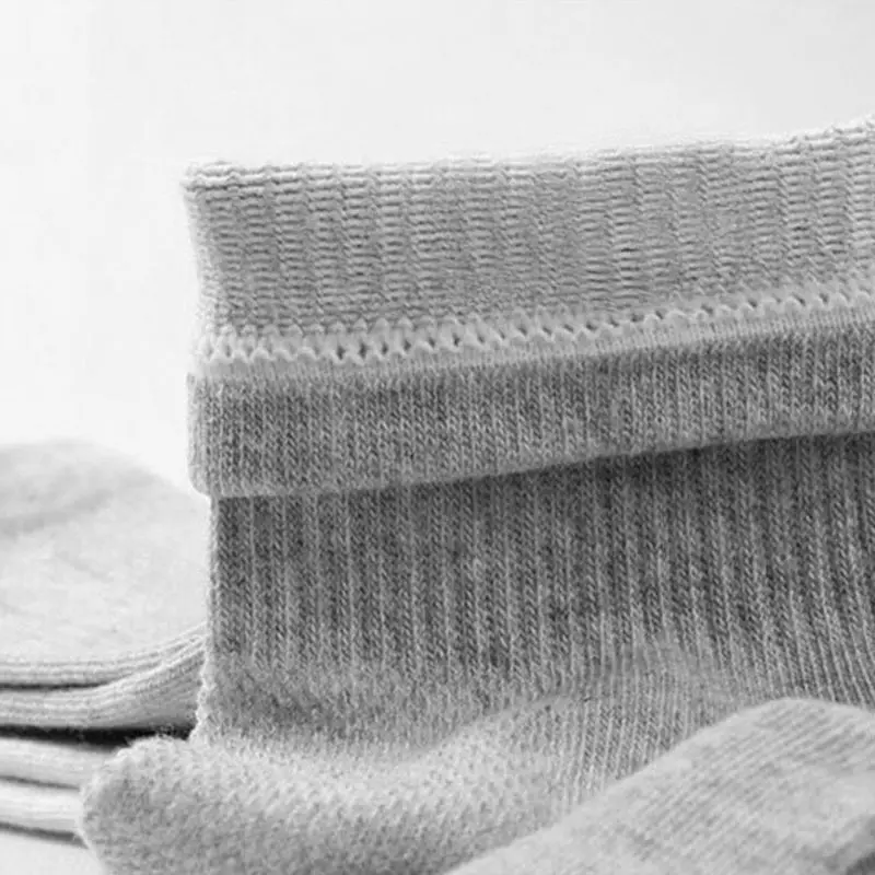 Hot Sale Fashion Summer Men Basketball Cotton Sport Socks Black White Gray High Quality Solid Breathable Running sock 10pairs/lot