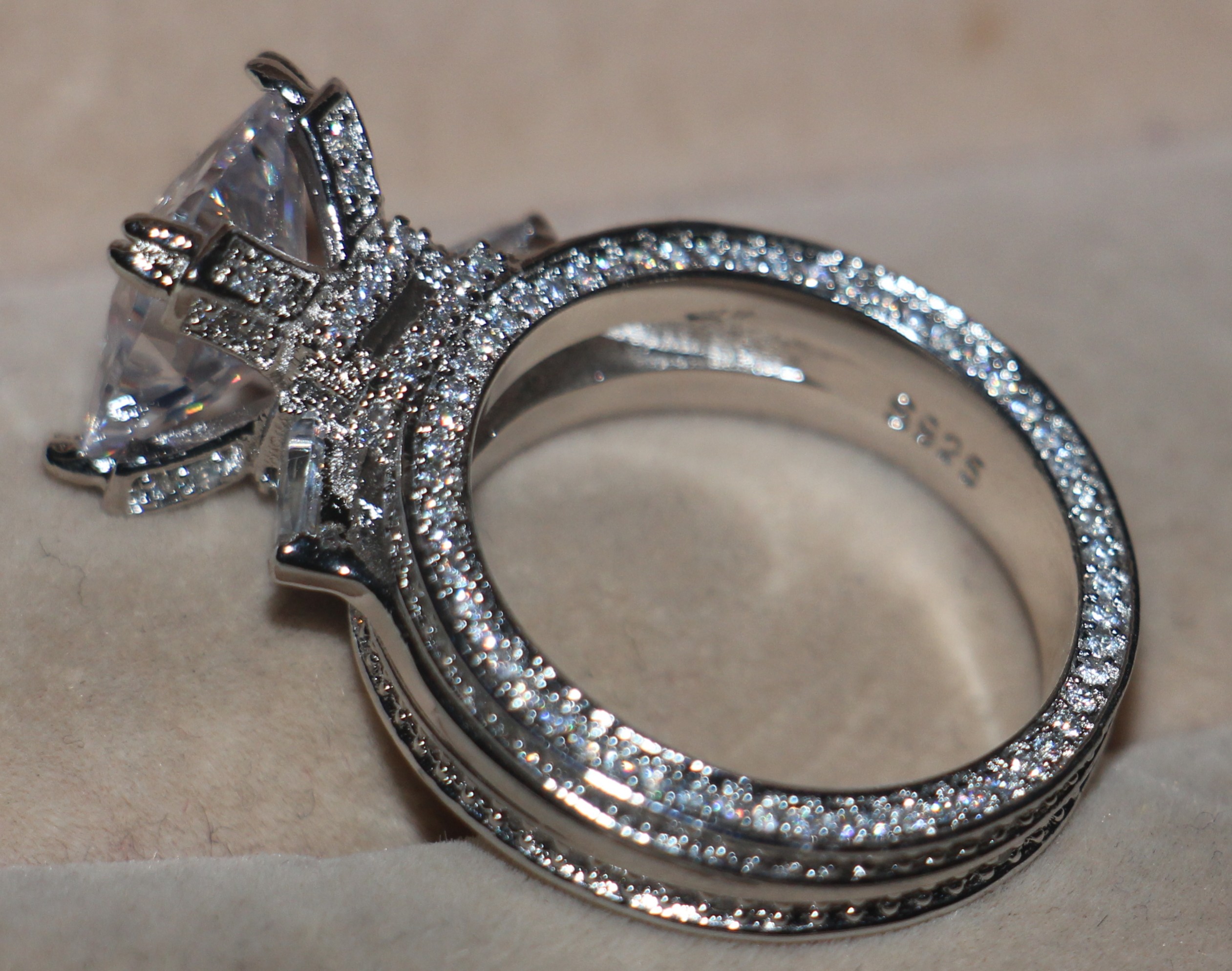Size 5-11 Luxury Jewelry 12CT White Topaz Gemstones 925 Sterling Silver Simulated Diamond Pave Wedding Engagement Eiffel Tower Ring Gift