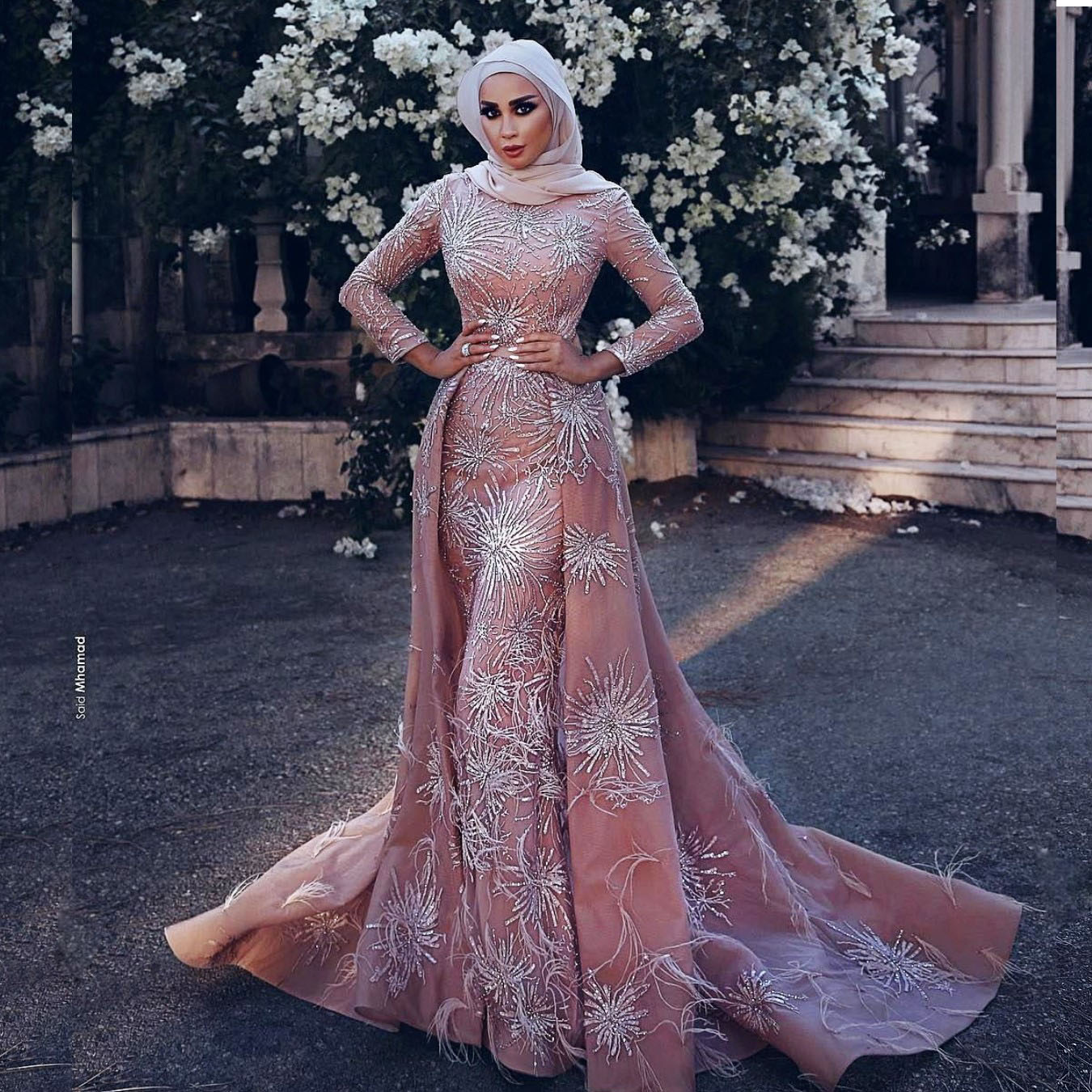 Sequins Beading Mermaid Evening Dress With Over-Skirt Elegant High-Neck Long Sleeves Evening Gowns Glamorous Tulle Formal Wear Prom Dresses, Chocolate
Sequins Beading Mermaid Evening Dress With Over-Skirt Elegant High-Neck Long Sleeves Evening Gowns Glamorous Tulle Formal Wear Prom Dresses, Chocolate