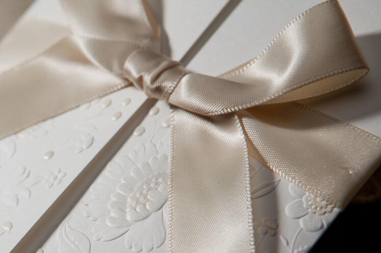 High-grade invitation cards with envelopes, seals and custom personalized printing a hot sale in The wedding season WQ07