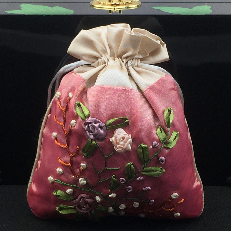 Handmade Ribbon Embroidery Large Packaging Bags for Satin Fabric Jewelry Gift Pouches Drawstring Dried flowers spices Storage bag Sachet