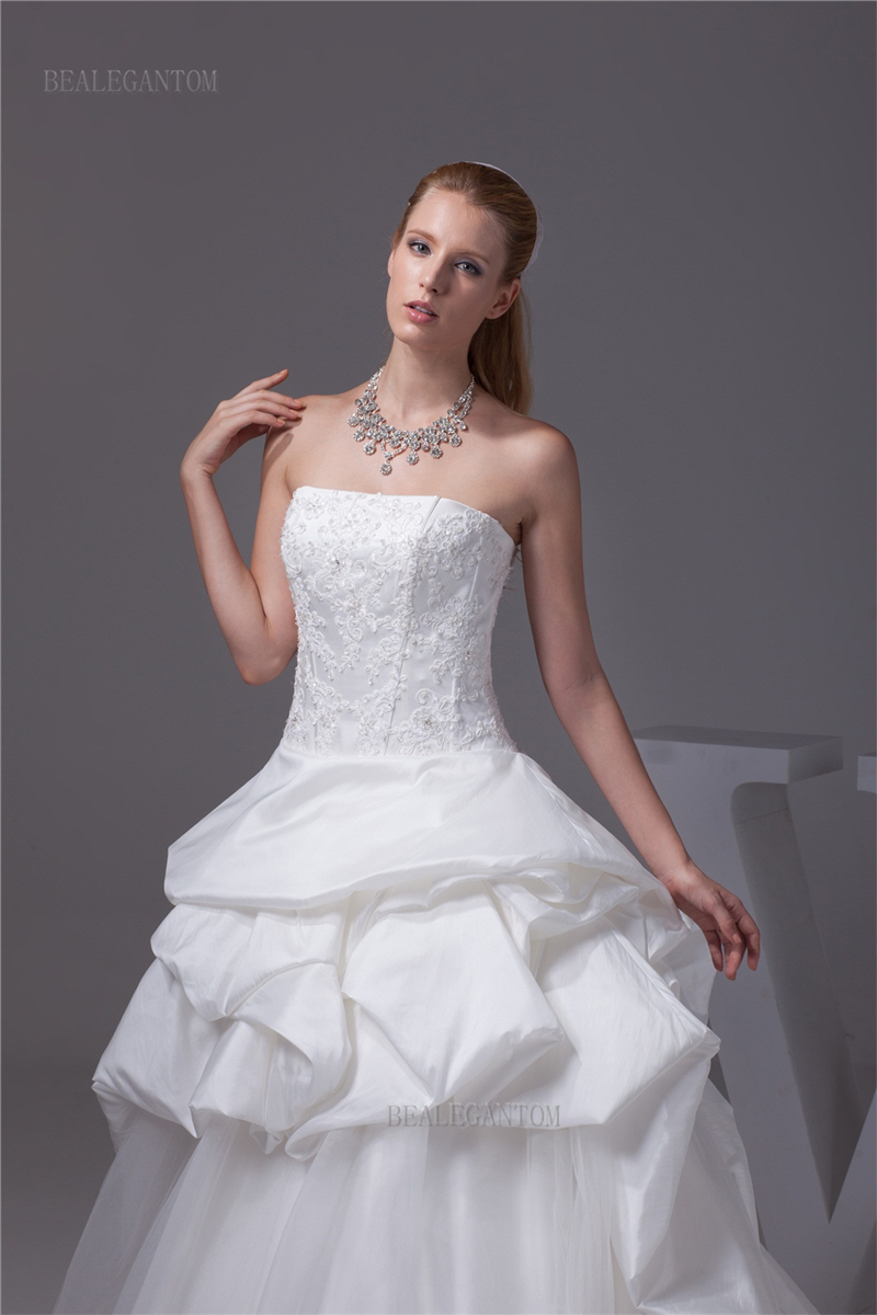 white sweetheart lace ball gown wedding dresses organza appliques beaded cheap lace up plus size bridal gowns bm48