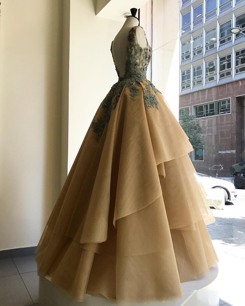 Khaki Prom Dresses Sleeveless Sheer Neck Backless Applique Tiered Floor Length Custom Made Evening Gowns Formal Dresses