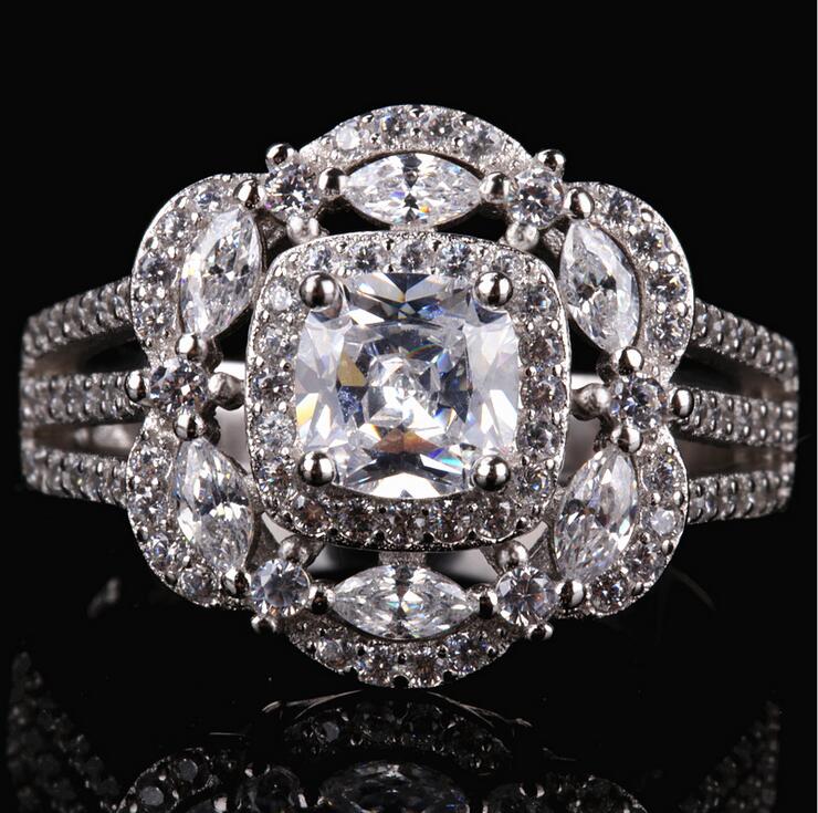 2017 New Arrivla choucong Luxury Jewelry 925 Sterling Silver White Topaz Cushion Shape CZ Diamond Women Wedding Band Flower Ring Gift
2017 New Arrivla choucong Luxury Jewelry 925 Sterling Silver White Topaz Cushion Shape CZ Diamond Women Wedding Band Flower Ring Gift