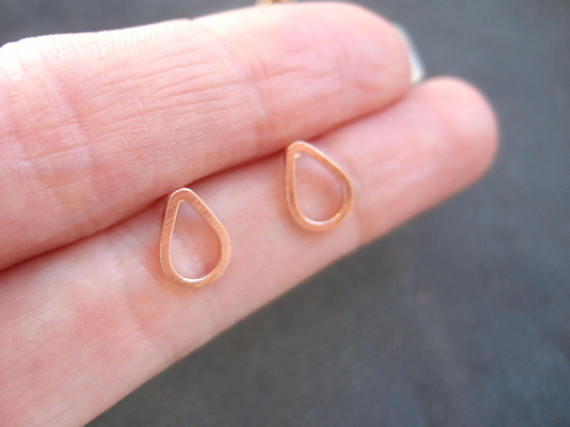 10Pair Tiny Hollow Water Drop Waterdrop Stud Earrings Bridal Tear Drop Teardrop Stud Earring Cute Raindrop Stud Earrings
